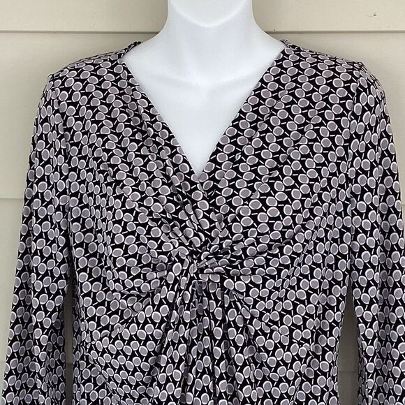 Liz Clairborne pullover top, small.  0222 - Picture 2 of 9